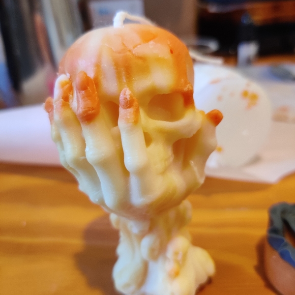 Homemade Candle Skull Canfle - Picture 3 of 3